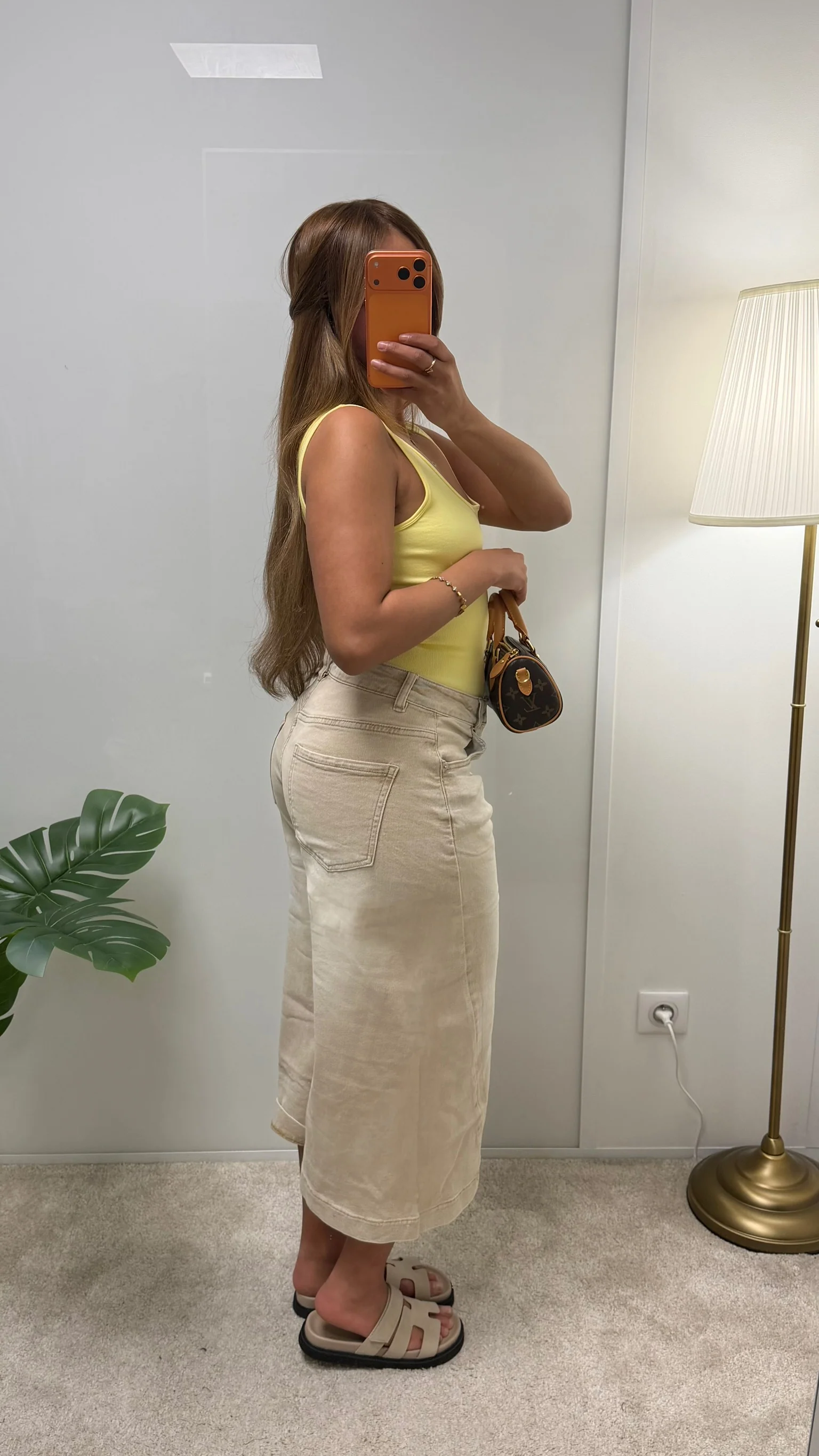 Miniature 4